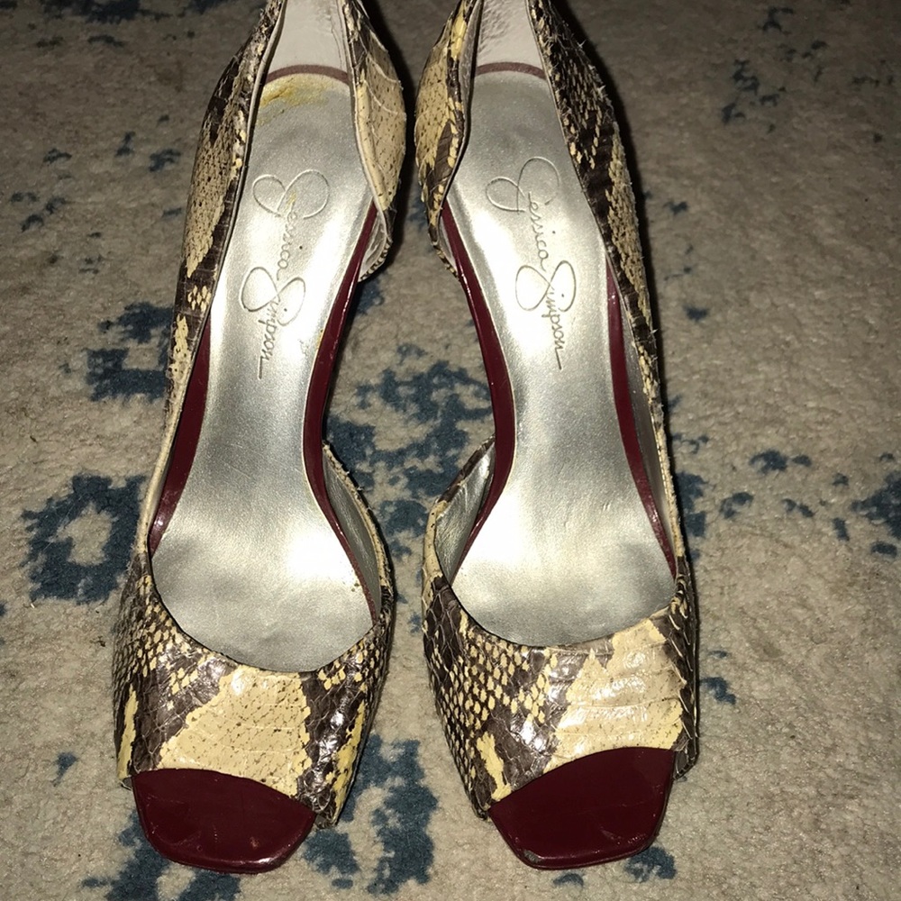 Jessica Simpson heels